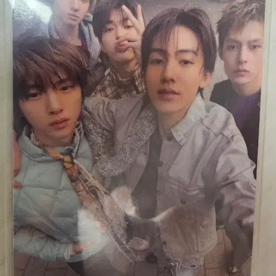 [BUNJANG] Ciipher Vinyl Version Group Photocard / 코르티스 포카 바이닐 버젼 단체