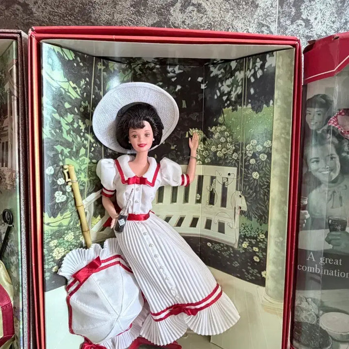 [BUNJANG] Coca-Cola Barbie Doll 4-Piece Bundle Set / 코카콜라 바비인형 4종 일괄판매