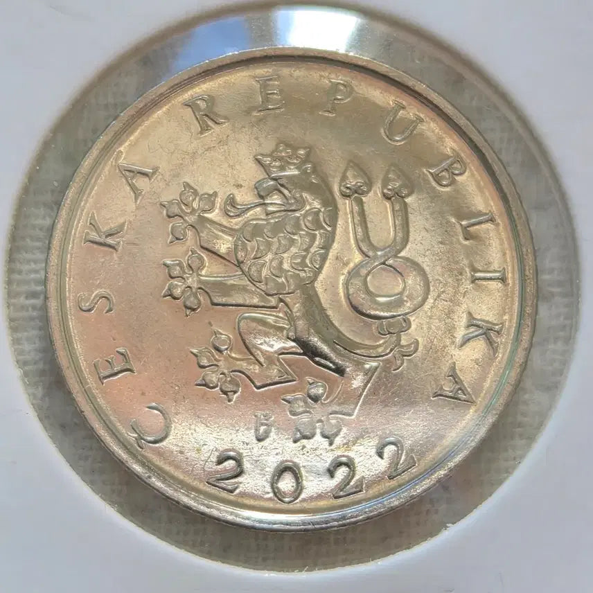 [BUNJANG] Czech Republic 1, 2, 5 Koruna Coins (3-Coin Bundle) / 체코. (1.2.5 코루나 주화) 3점 일괄 판매. Collection.
