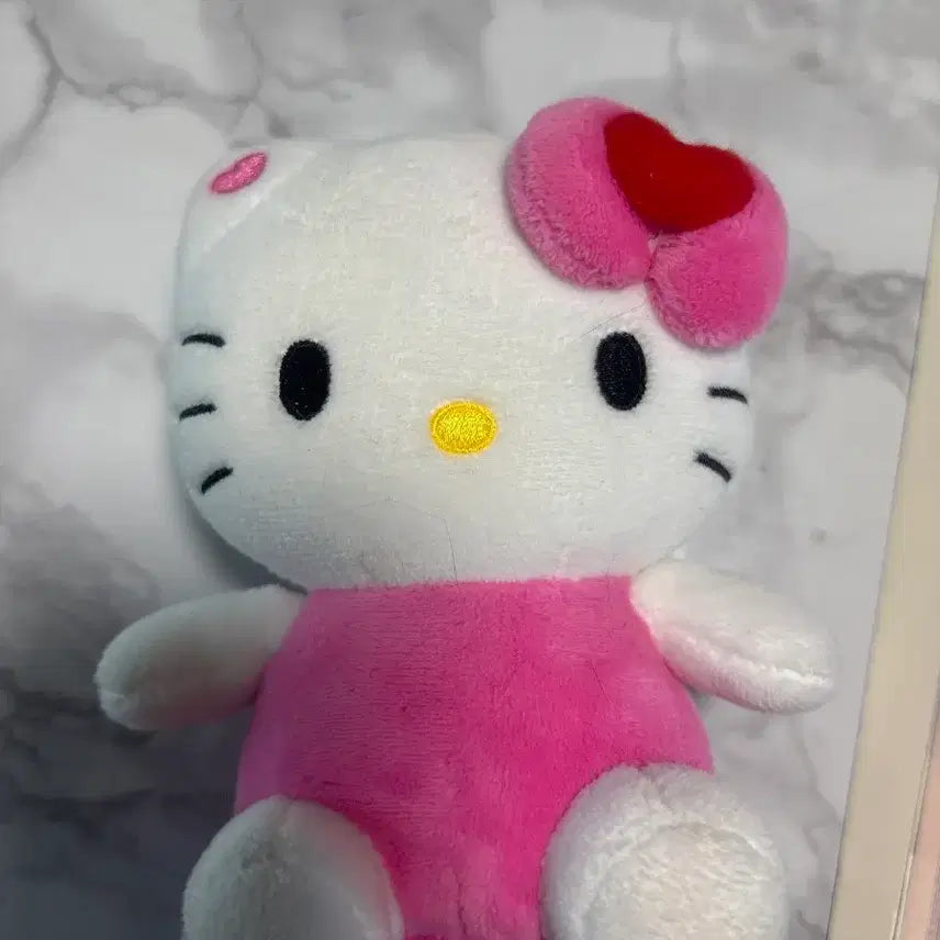 [BUNJANG] Hello Kitty Plush Pink Keychain / 헬로키티 인형 핑크 키링