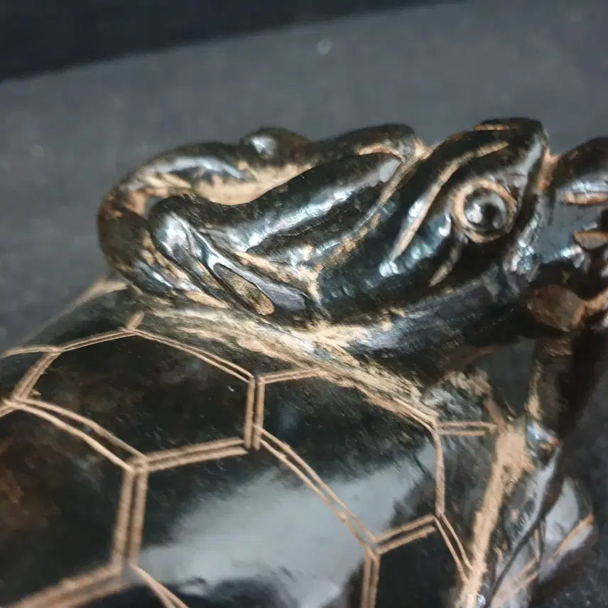 [BUNJANG] Spring and Autumn Period Jade Turtle Statue / (수원만물)출토 춘추시기 화전옥 옥 거북상