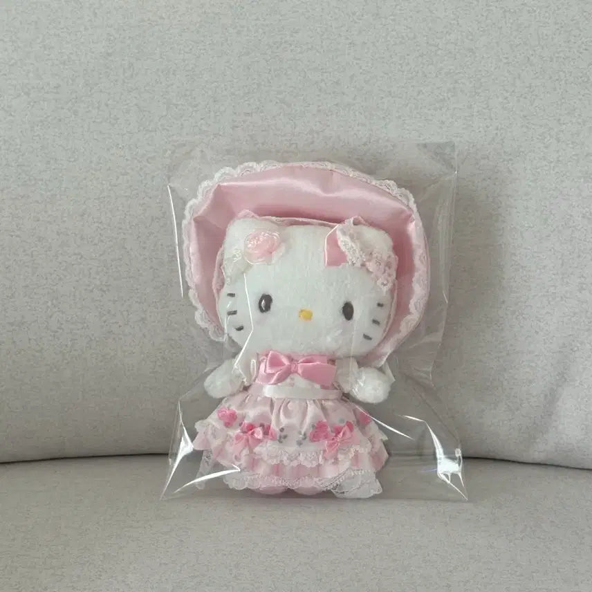 [BUNJANG] Sanrio Merchien Kitty Mascot Doll Keyring / 산리오 메르헨 키티 마스코트 인형 키링
