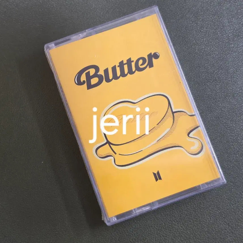 [BUNJANG] BTS Butter &amp; Dynamite Vinyl &amp; Cassette Bundle Set / 방탄소년단 버터&amp;다이너마이트 바이닐, 테이프 빌보드1위 미개봉