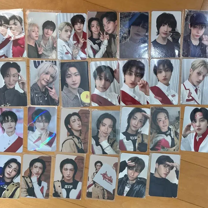 [BUNJANG] ATEEZ Photocard Bundle Set / <27장 일괄>에이티즈 포카 일괄 판매