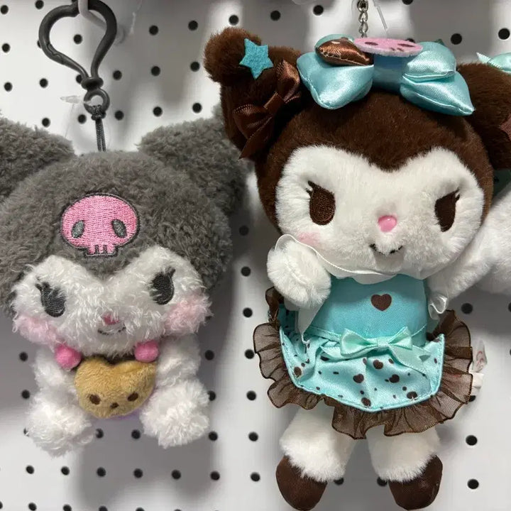 [BUNJANG] Kuromi Keychain Bundle Set (2 pcs) / 쿠로미 키링 일괄 2개