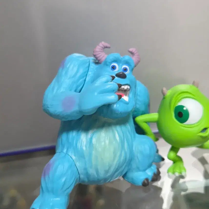 [BUNJANG] Monsters, Inc. Sully &amp; Mike Wazowski Figurine Gacha Set / 몬스터 주식회사 설리 마이크 피규어 가챠 2개 일괄