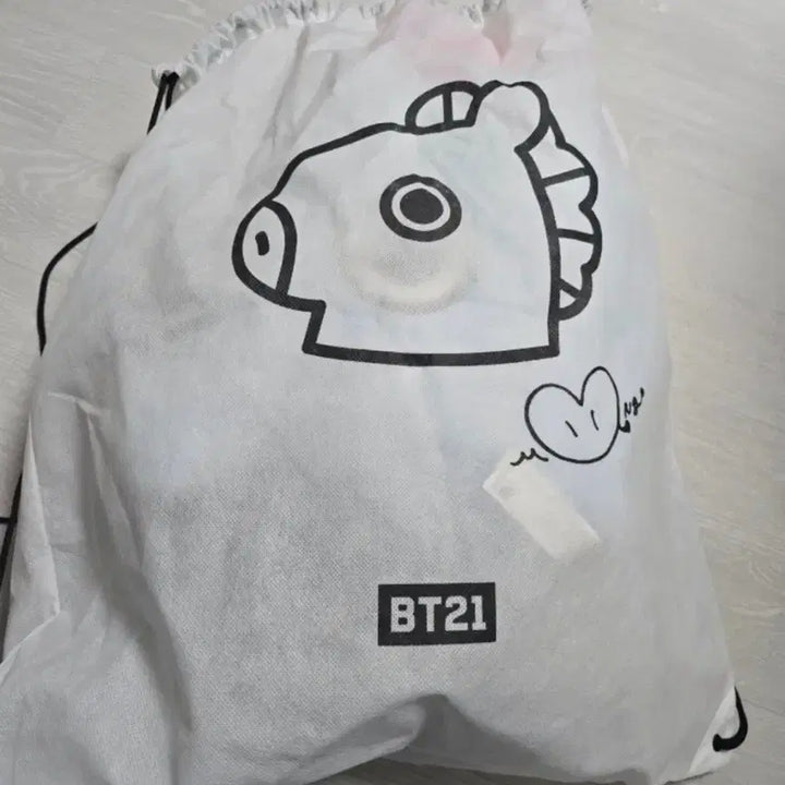 [BUNJANG] BT21 Mang Cushion 21cm / BT21 망 mang 쿠션 21cm