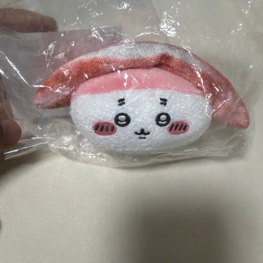 [BUNJANG] Chiikawa Sushi Kani Plush / 먼작귀 치이카와 쿠지 초밥 카니