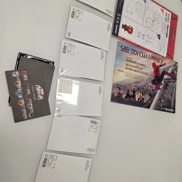 [BUNJANG] Marvel Studios Spider-Man, Doctor Strange, Thunderbolts, Avengers Posters &amp; Merchandise Bundle / 마블 굿즈 스파이더맨 포스터 닥터스트레인지 썬더볼츠 어벤져스