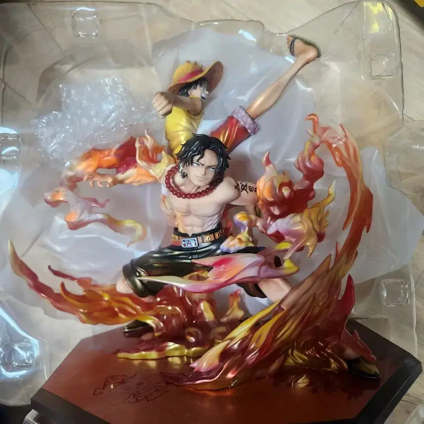 [BUNJANG] Pop Maximum Luffy &amp; Ace Figure / pop루피&amp;에이스 맥시멈 피규어