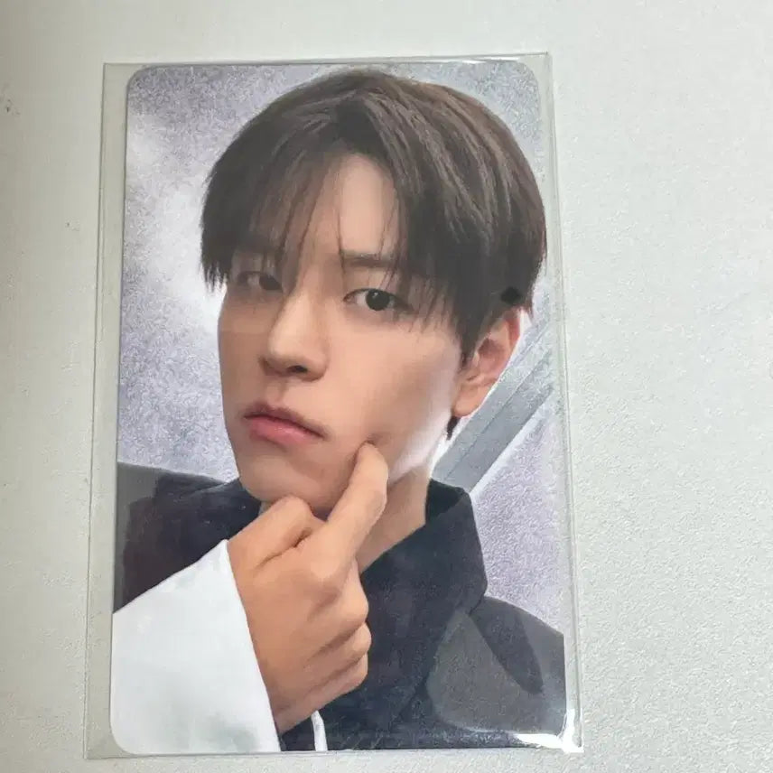 [BUNJANG] Stray Kids Run It Card Holder / 스트레이키즈 스키즈 런잇 카드지갑
