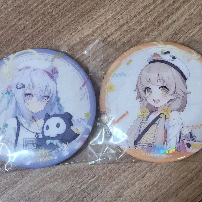 [BUNJANG] Blue Archive Azusa &amp; Hifumi Can Badge Bundle / 블루아카이브 아즈사 히후미 캔뱃지 일괄팝니다