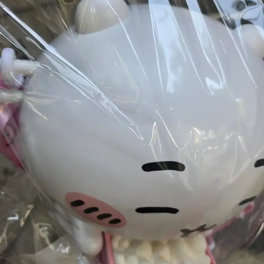 [BUNJANG] Chiikawa CGV Popcorn Bucket (Sealed) / (미개봉 현물 택포 4.3) 치이카와  cgv 팝콘통