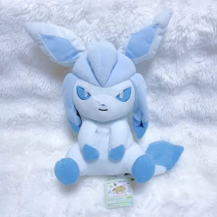 [BUNJANG] Pokemon I LOVE EIEVUI Glaceon Plush (Medium Size) / 포켓몬 I LOVE EIEVUI 글레이시아 인형 새상품