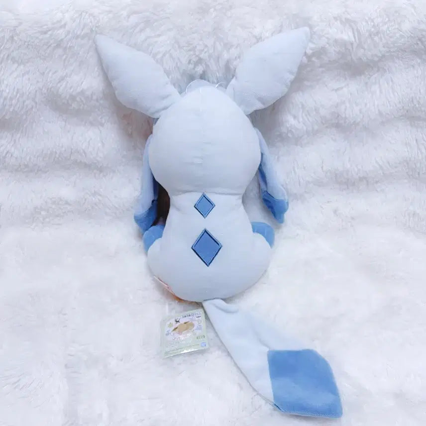 [BUNJANG] Pokemon I LOVE EIEVUI Glaceon Plush (Medium Size) / 포켓몬 I LOVE EIEVUI 글레이시아 인형 새상품