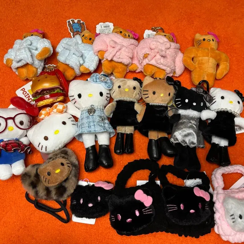 [BUNJANG] Hello Kitty Plush Toy Bundle Set / 인형뽑기 키티 인형 일괄판매