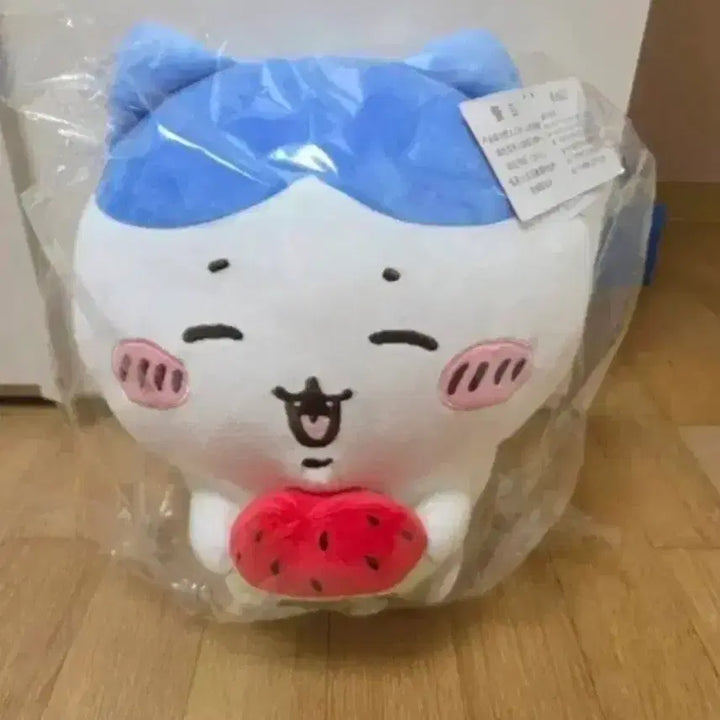 [BUNJANG] Chiikawa Hachiware Watermelon Plush 35cm / 먼작귀 치이카와 하치와레(가르마) 35cm 수박인형 대형 인형 판매합니다.