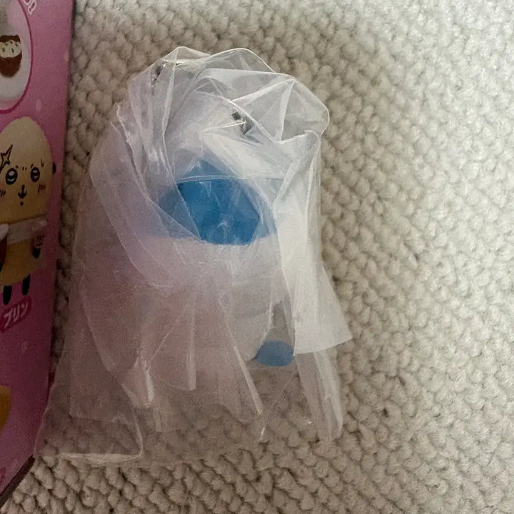 [BUNJANG] Chiikawa Tabemono Ippai Mascot 3 Hachiware / 치이카와 타베모노이빠이 마스코트3 하치와레