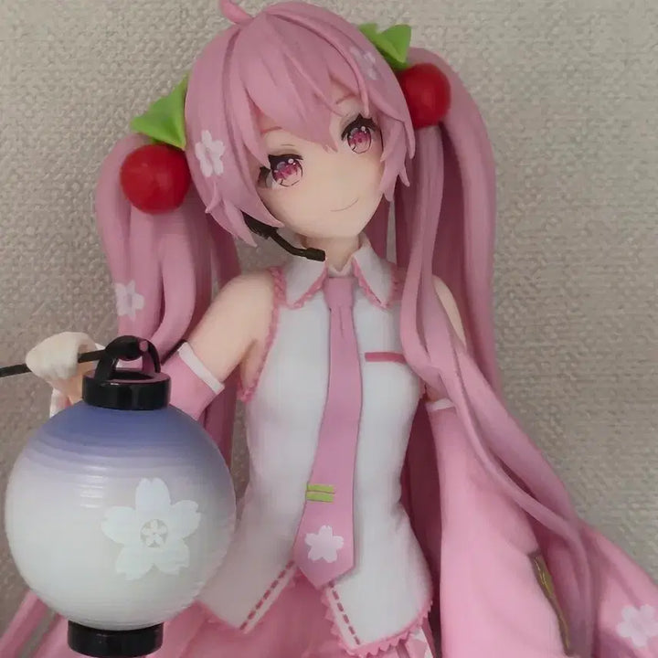 [BUNJANG] Sakura Miku Lantern Version Figure / 급처) 사쿠라 미쿠 연등버전 피규어 판매합니다.