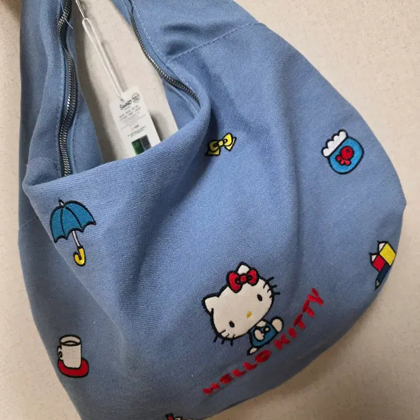 [BUNJANG] Sanrio Hello Kitty Denim Hobo Shoulder Bag / 산리오 헬로키티 데님 숄더백 호보백