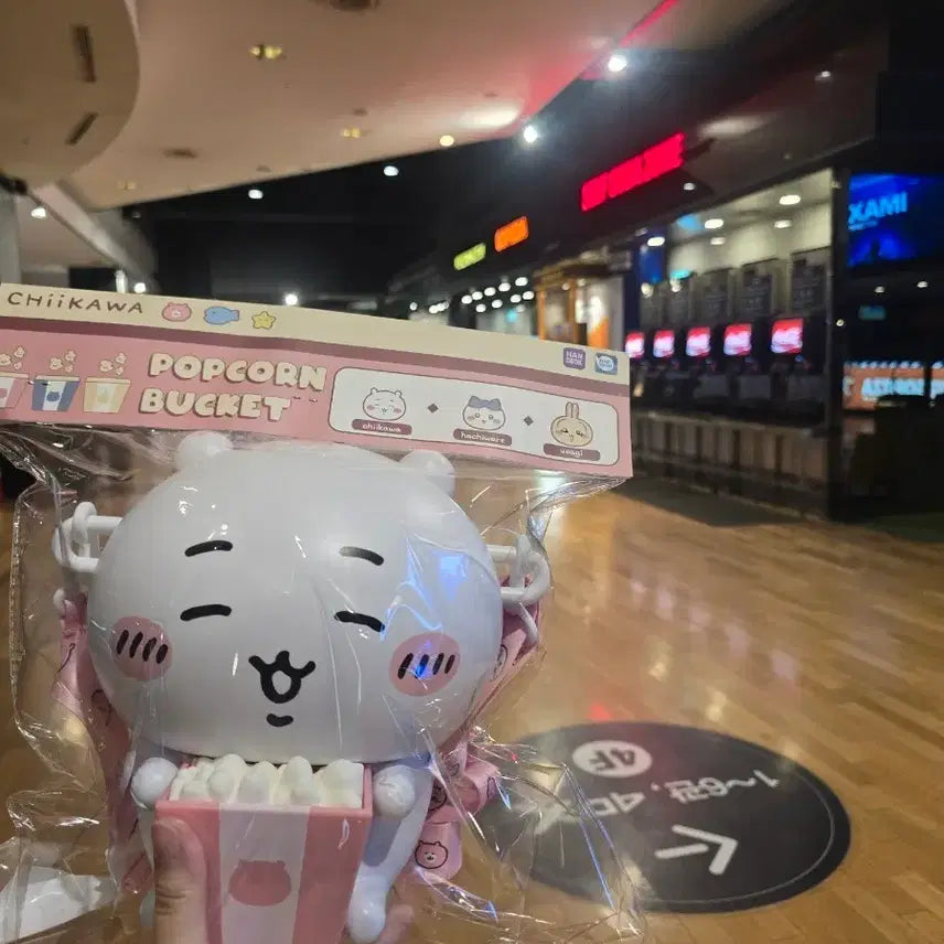 [BUNJANG] Chiikawa x CGV Chiikawa Popcorn Bucket / 치이카와 x CGV 치이카와 팝콘통