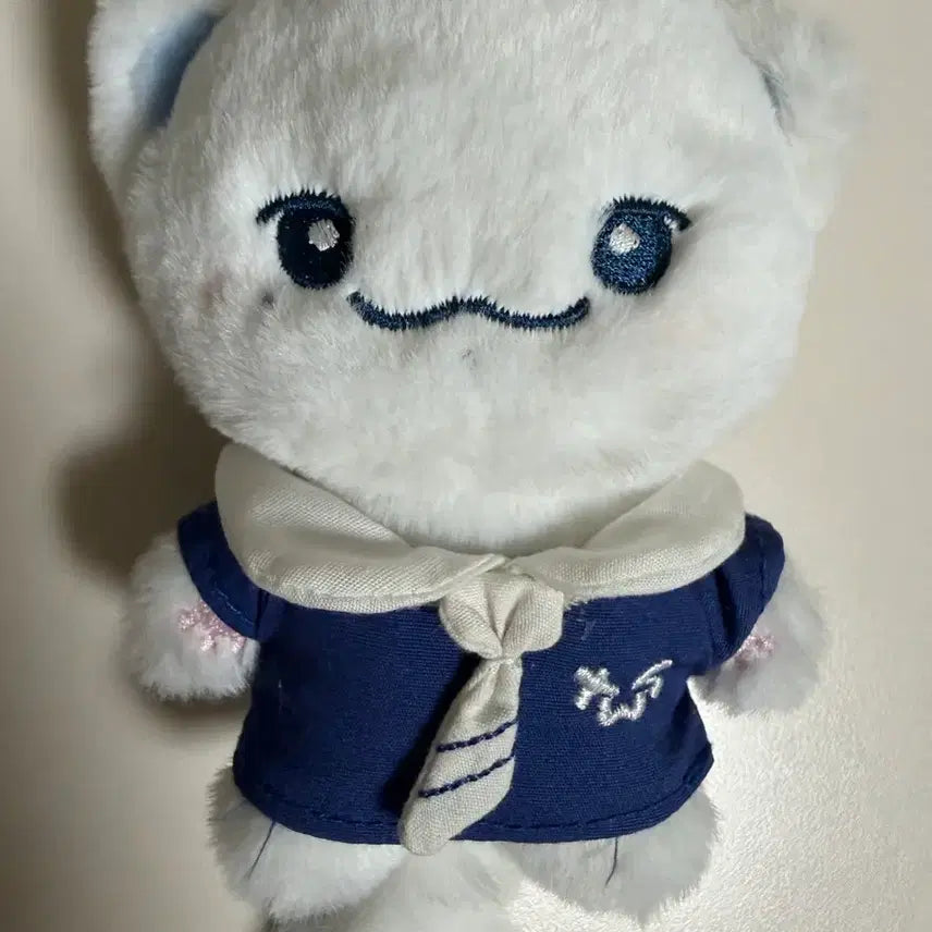 [BUNJANG] TWS Shinyu Plush / 시뉴삐 투어스 신유 인형