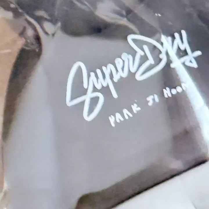 [BUNJANG] Park Ji Hoon Superdry Keyring / 박지훈 슈퍼드라이 키링