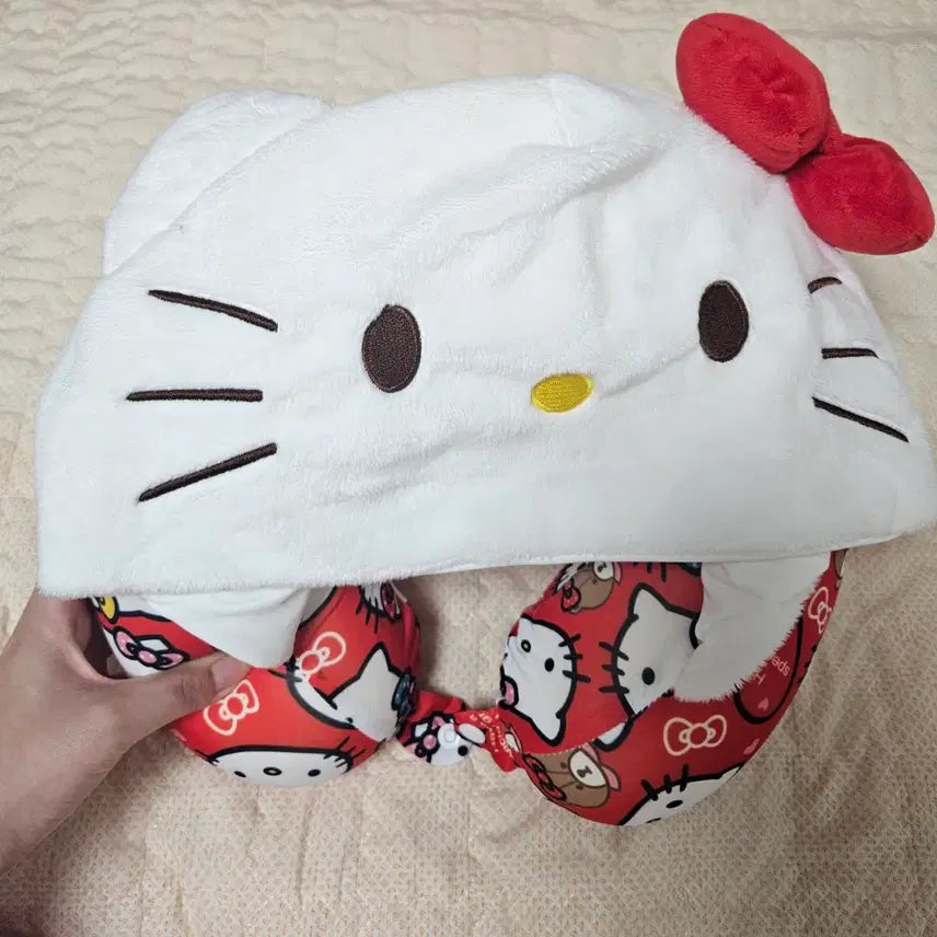 [BUNJANG] Hello Kitty Neck Pillow / 헬로키티 목베개