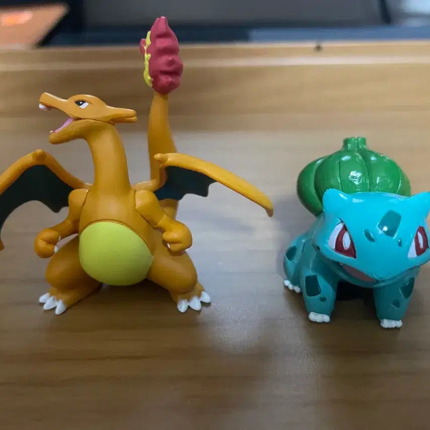 [BUNJANG] Charizard &amp; Bulbasaur Moncolle Figures Bundle Set / 리자몽 이상해씨 몬코레