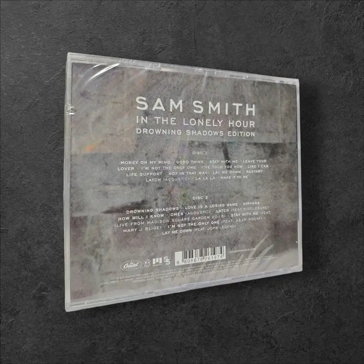 [BUNJANG] Sam Smith In The Lonely Hour Shadow Edition 2CD (Sealed) / 샘스미스 1집 섀도우 에디션 CD 2CD 미개봉 Sam Smith