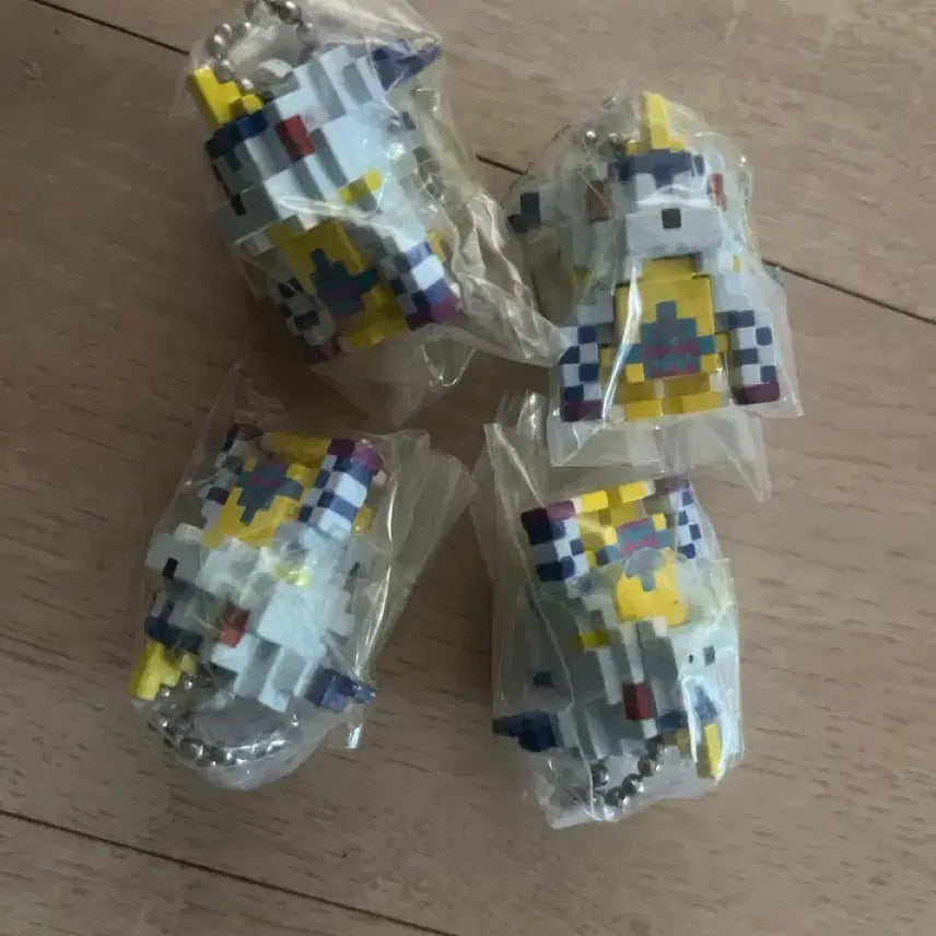 [BUNJANG] Digimon Dot Keychain Gacha - Papimon / 디지몬 도트 키링 가챠 파피몬
