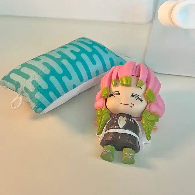 [BUNJANG] Demon Slayer Mitsuri Kanroji Lying Down Figure / 귀멸의 칼날 미츠리 누워있는 피규어