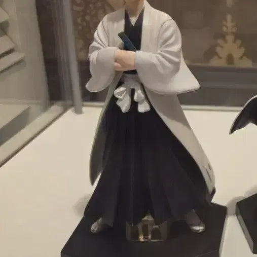 [BUNJANG] Bandai Sosuke Aizen Figure / 반다이 아이젠 소스케 피규어