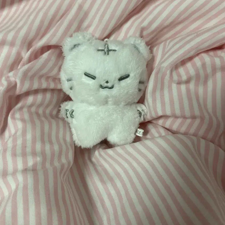 [BUNJANG] SEVENTEEN Hoshi Hozzi Doll / 세븐틴 호시 인형 호찌 판매