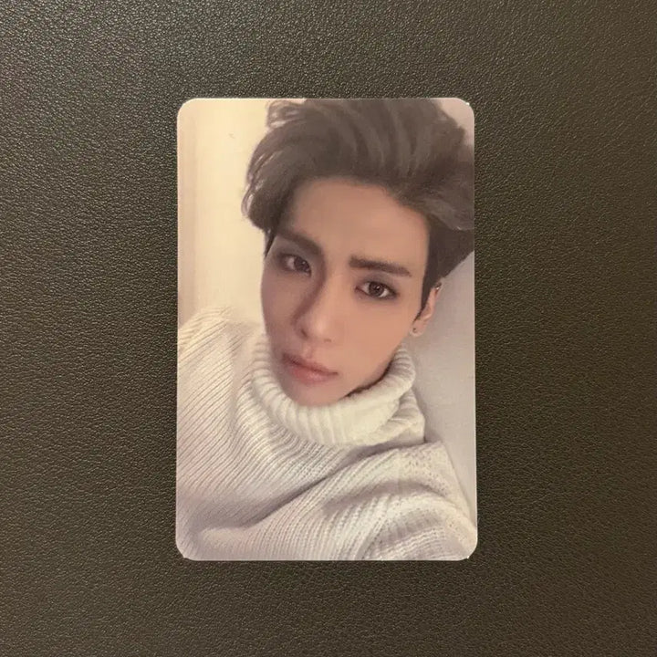 [BUNJANG] SHINee Jonghyun BASE Photocard / 샤이니 종현 베이스 포카