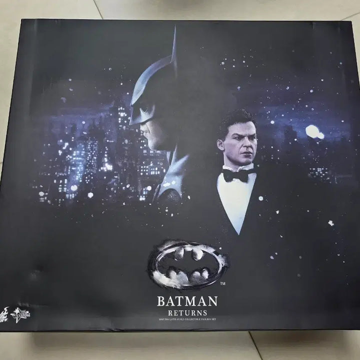 [BUNJANG] Hot Toys Batman Returns Figure / 핫토이 배트맨 리턴즈 피규어