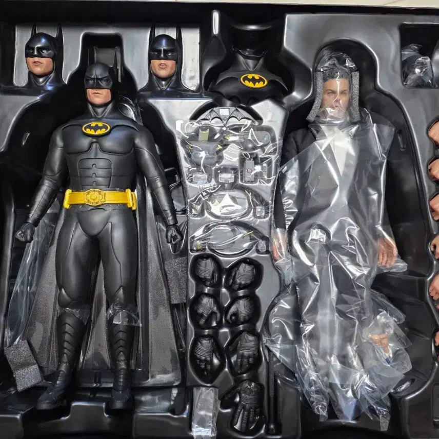 [BUNJANG] Hot Toys Batman Returns Figure / 핫토이 배트맨 리턴즈 피규어