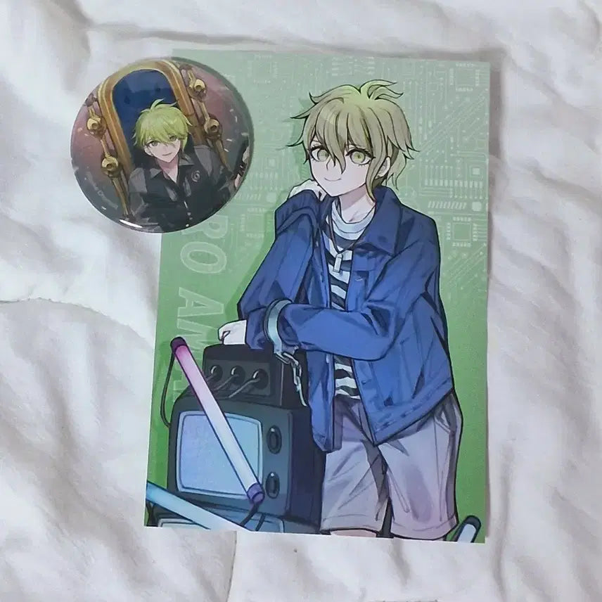 [BUNJANG] Amami Throne Badge &amp; Cyberlogic Postcard Bundle Set / 단간로파 아마미 왕좌 뱃지, 사이버로직 엽서 일괄