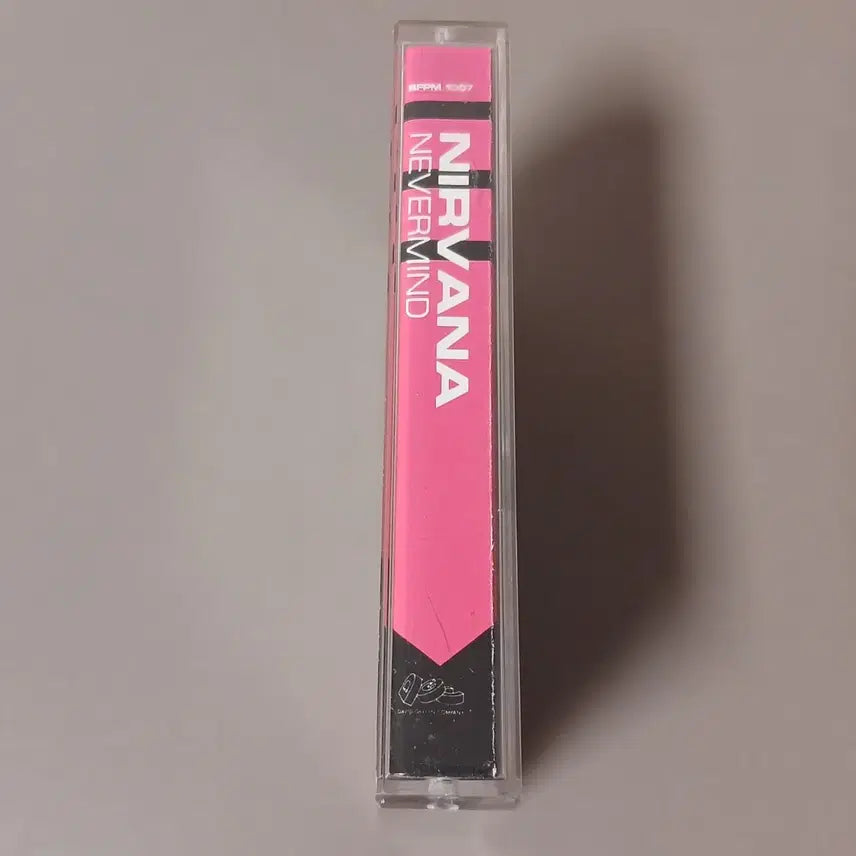 [BUNJANG] Nirvana Nevermind Cassette Tape / (중고 카세트) Nirvana 너바나 Nevermind 카세트 테이프