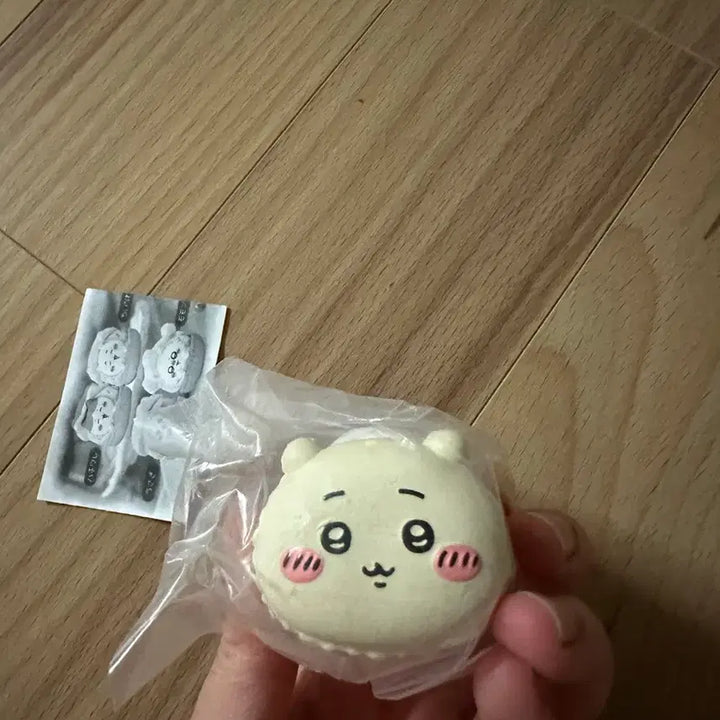[BUNJANG] Chiikawa Macaron Gacha Figure / 치이카와 마카롱 가챠 피규어(치이카와)