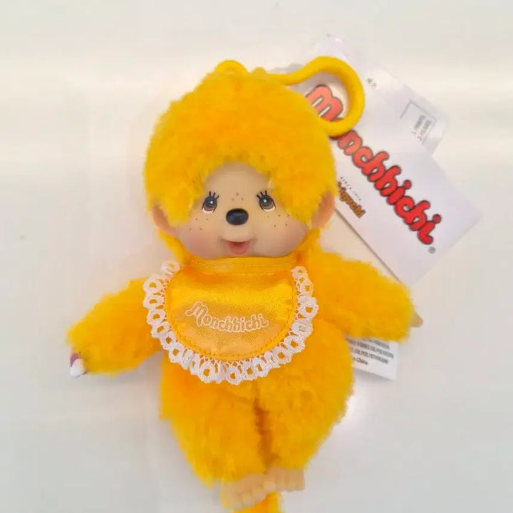 [BUNJANG] Yellow Fluffy Keychain / 정품)유럽  한정 뽀글이 키링 옐로우