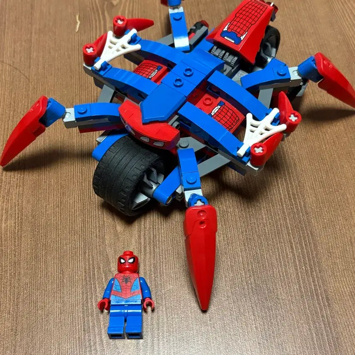 [BUNJANG] LEGO Spider-Man Motorcycle + Spider-Man / 레고 스파이더맨 모토사이클 + 스파이더맨