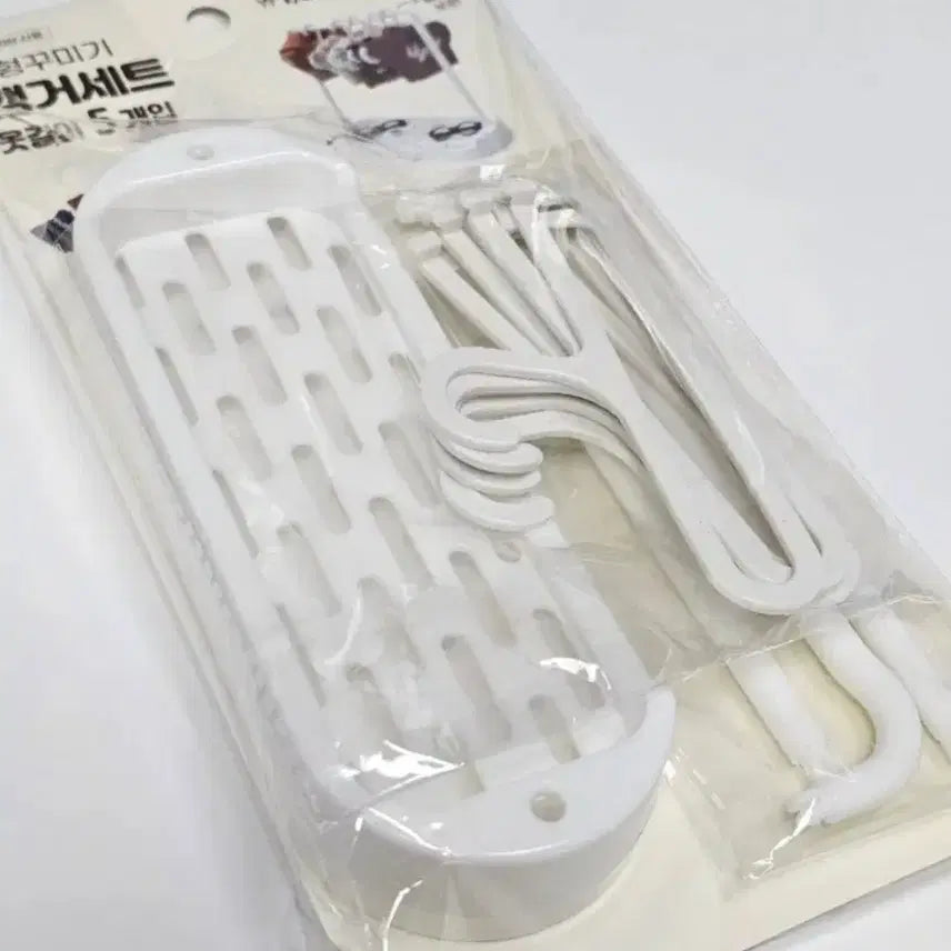[BUNJANG] Daiso Doll Clothes Hanger Set (Sealed) / [미개봉] 다이소 인형 옷 행거 옷걸이