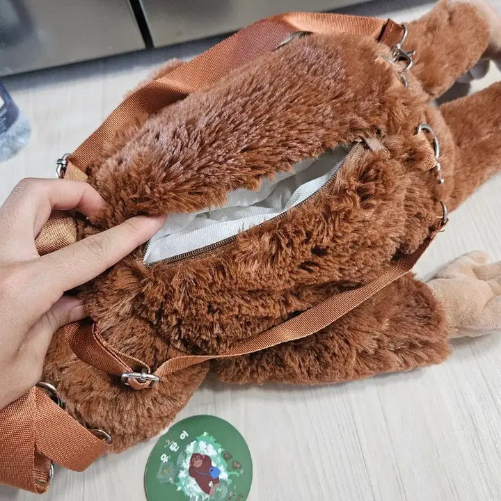 [BUNJANG] Orangutan Plush Backpack New / 오랑우탄 인형가방 새상품
