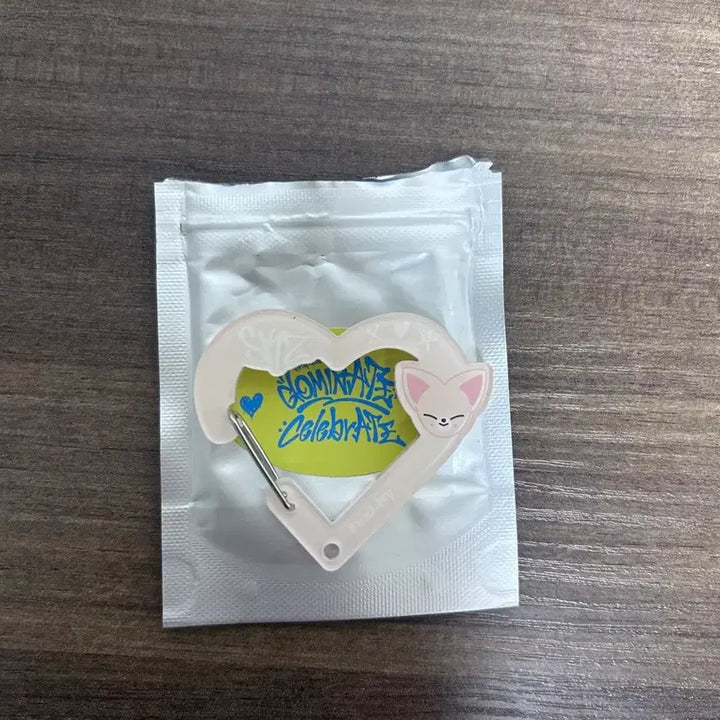 [BUNJANG] SKZOO Foxy Carabiner / 스키주 폭시니 카라비너 양도