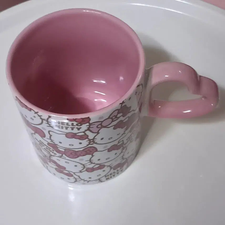 [BUNJANG] Sanrio Hello Kitty 2013 "Lovely" Cup / 키티 2013년 컵 [러블리] [키덜트] [귀여운 캐릭터]