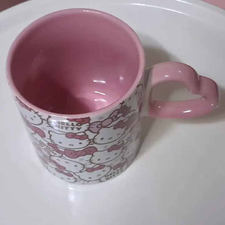 [BUNJANG] Sanrio Hello Kitty 2013 "Lovely" Cup / 키티 2013년 컵 [러블리] [키덜트] [귀여운 캐릭터]