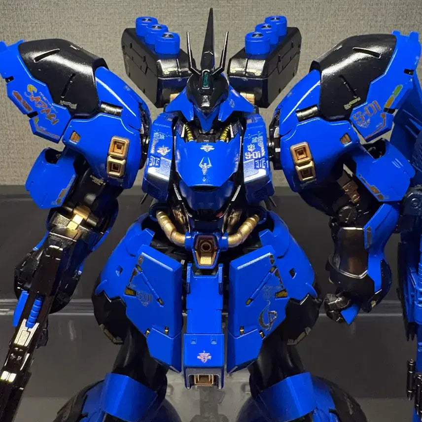 [BUNJANG] RG Sazabi Full Painted Custom Gundam Model / Rg 사자비 풀도색 건프라 팝니다