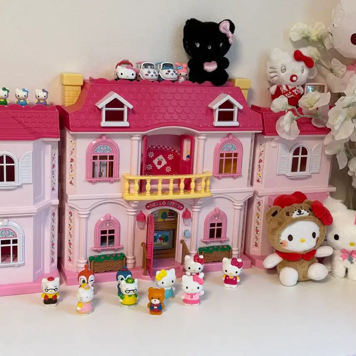 [BUNJANG] Classic Kitty and Pink House Figure Bundle Set / 고전키티와 핑크집 피규어 포함