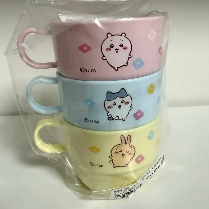 [BUNJANG] Chiikawa Usagi Hachiware Plastic Mug Set / 치이카와 우사기 하치와레 컵 굿즈 플라스틱 머그